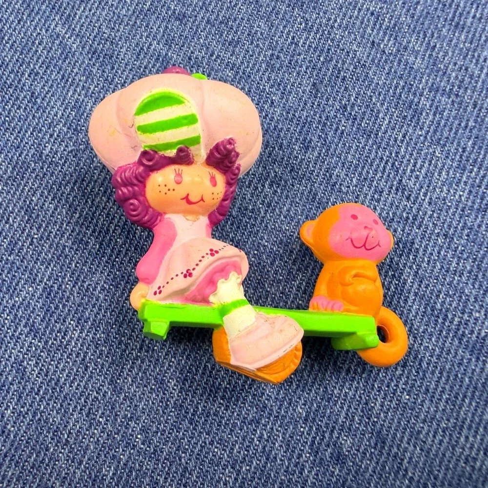 Vintage 1983 Strawberry Shortcake Raspberry Tart Rhubarb Monkey PVC Figure 80s
